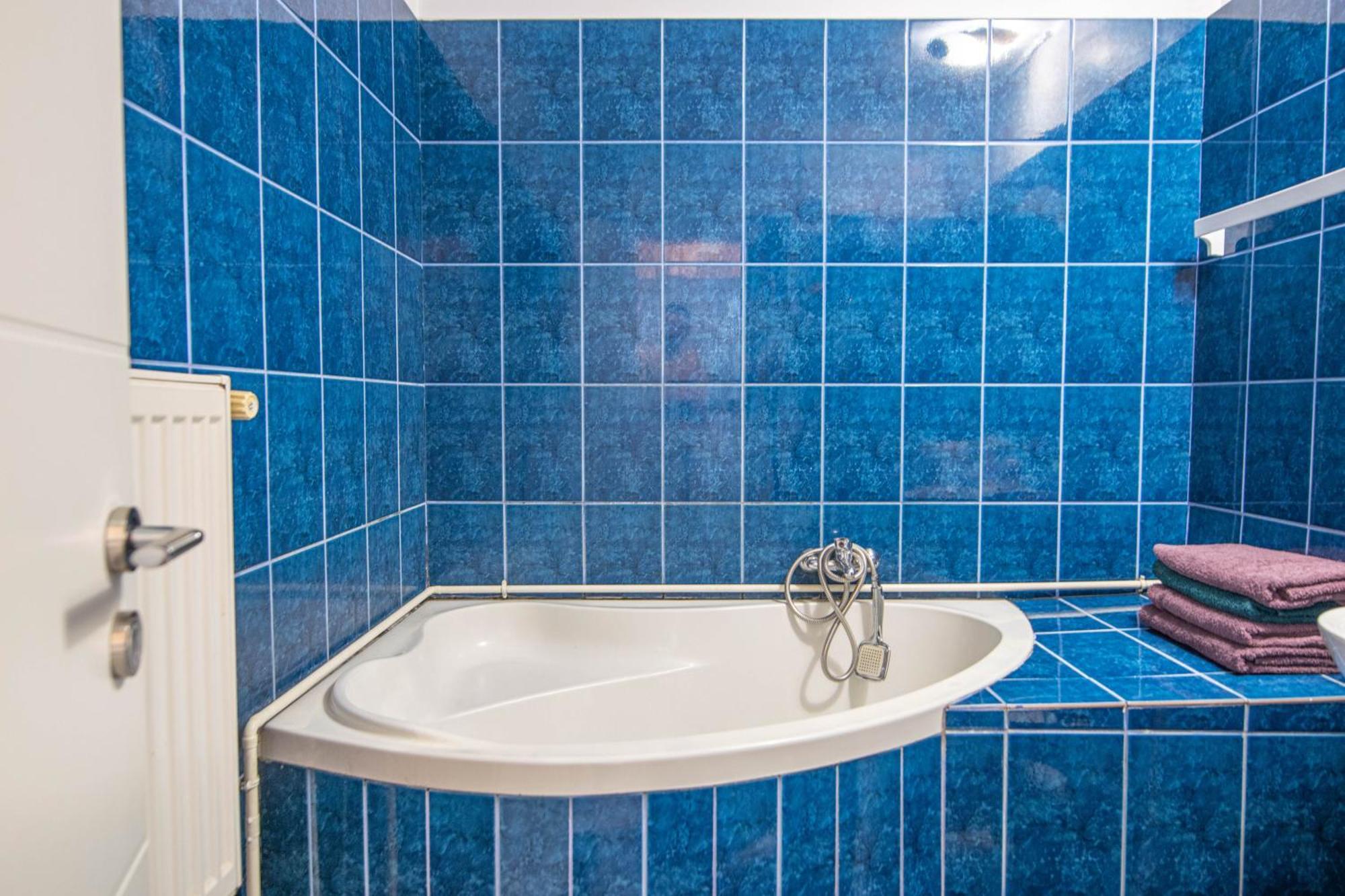 Apartament Near The Park Two Rooms Bukares Bagian luar foto